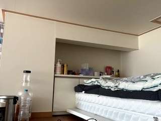 Live webcam model thisetler on Soda Cams