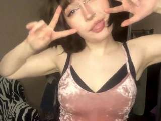 Live webcam model addiemunaz on Soda Cams