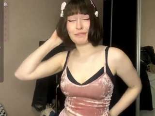 Live webcam model addiemunaz on Soda Cams