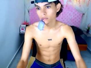 chris-evans77 webcam