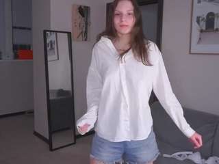 dasha-brown webcam