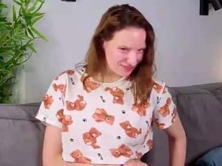 dasha-brown live profile