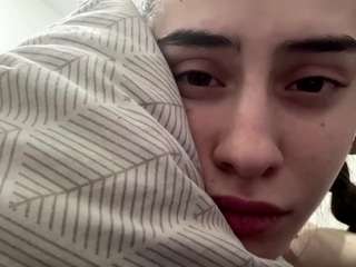 FloHenke live webcam show