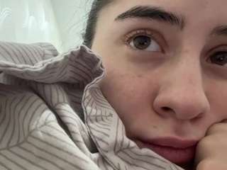 FloHenke live webcam show