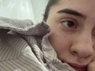 FloHenke live webcam show