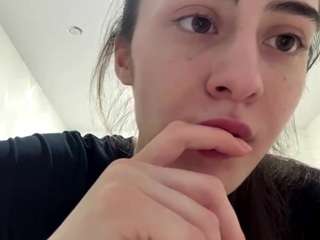 FloHenke live webcam show