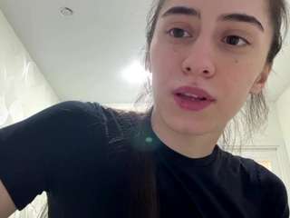 FloHenke live webcam show