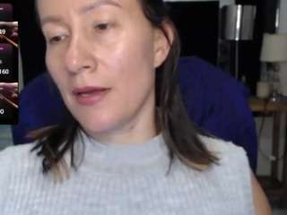 Live webcam model reina-lunar on Soda Cams