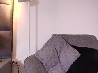 Zoee 8