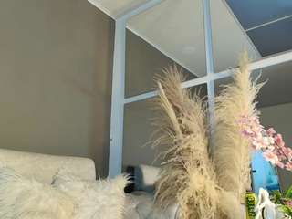 le modèle zoee-8 est en webcam porno dans un show sur le site camsoda, il possède les tags suivants: ass bouncing,ass clapping,body massage,brown eyes,cock rating,domination,drinking,erotic dance,facial piercings,moaning,skinny,hd