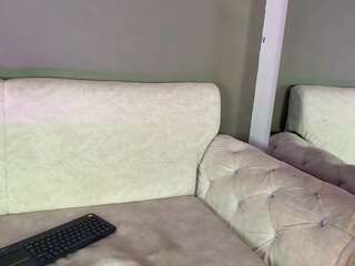 Zoee 8