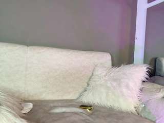 Zoee 8