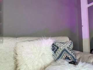 Zoee 8