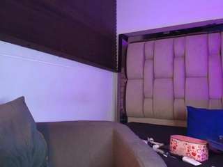 Zoee 8