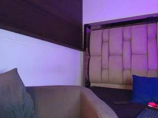 Zoee 8