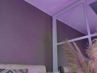 Zoee 8