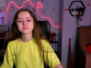 Live webcam model bonnie-crystal on Soda Cams