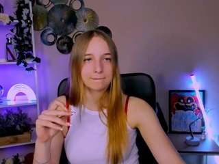 Live webcam model bonnie-crystal on Soda Cams