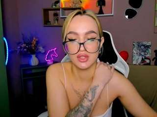 bonnie-crystal webcam