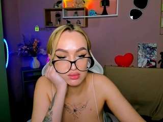 bonnie-crystal webcam