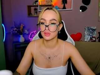 bonnie-crystal webcam