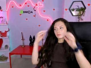 Live webcam model bonnie-crystal on Soda Cams