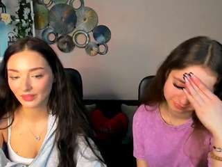 Live webcam model bonnie-crystal on Soda Cams