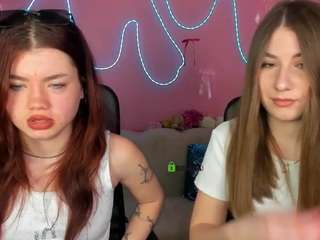 Live webcam model bonnie-crystal on Soda Cams