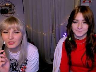 bonnie-crystal's CamSoda show and profile