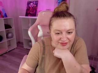 cleo-xotie Live Webcam on CamSoda