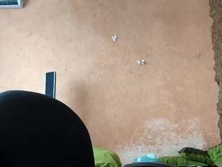 Live webcam model dionnaseegars on Soda Cams