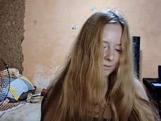 DionnaSeegars live webcam show
