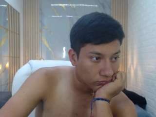 dominantboy4's CamSoda show and profile