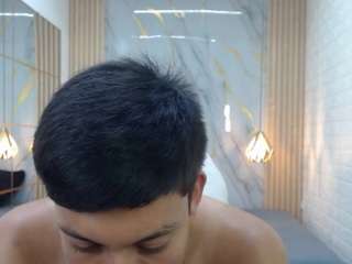 dominantboy4 webcam model