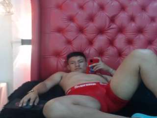 dominantboy4 Sex Cam Show