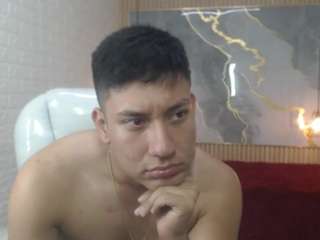 dominantboy4