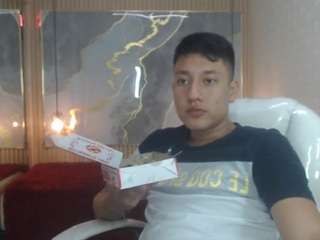 dominantboy4