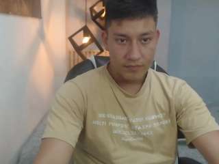 DominantBoy4 live cam