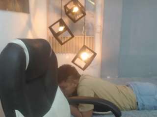 DominantBoy4 live cam