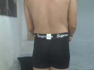 dominantboy4