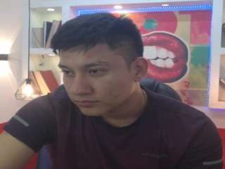 dominantboy4 live webcam show