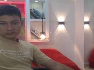 dominantboy4