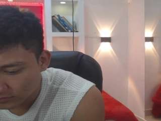 dominantboy4