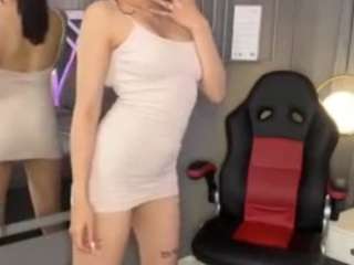 Live webcam model emilyrossee on Soda Cams