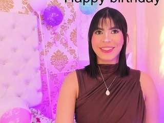 Live webcam model emma-lambert on Soda Cams