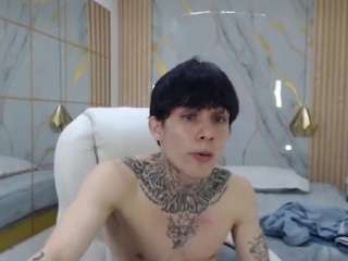 iantwink18 Sex Cam Show