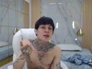 iantwink18 Sex Cam Show