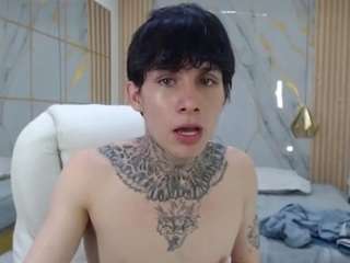 iantwink18 Sex Cam Show