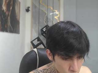 iantwink18 Sex Cam Show