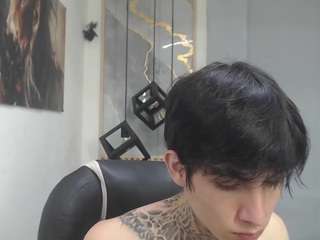iantwink18 Sex Cam Show